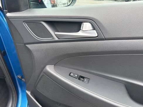 Used 2020 Hyundai Tucson Value AWD/4WD image 36