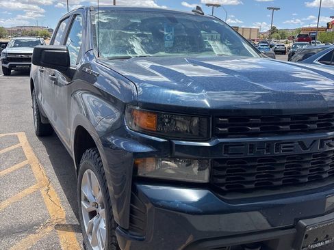 Used 2021 Chevrolet Silverado 1500 Custom AWD/4WD image 2