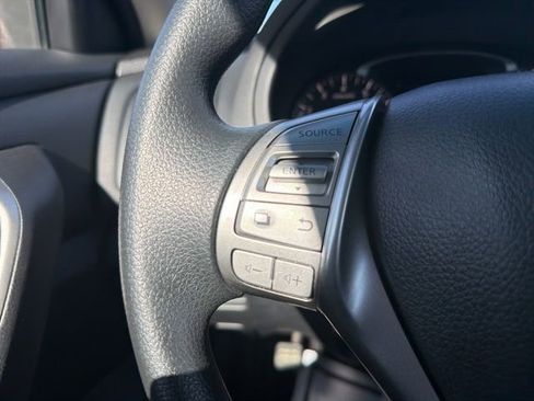 Used 2015 Nissan Altima 2.5 S w/ Power Driver Seat Package image 40