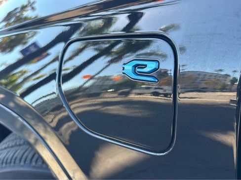 Used 2023 Jeep Grand Cherokee Overland w/ Rear Seat Video Group I image 45