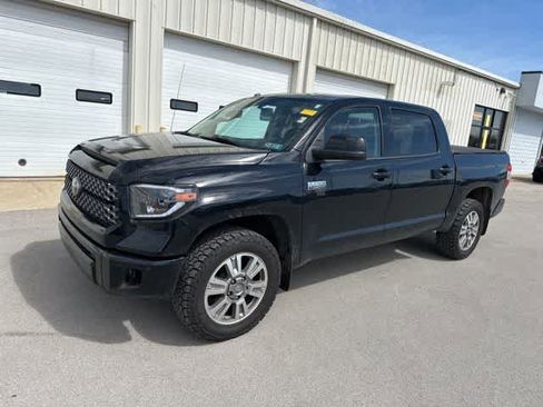 Used 2014 Toyota Tundra Platinum image 16