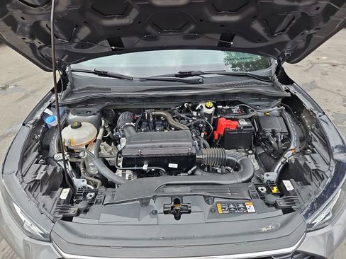 Used 2024 Ford Escape ST-Line w/ Cold Weather Package image 33