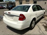 Used 2005 Chevrolet Malibu w/ Preferred Equipment Group image 3