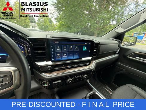 Used 2024 Chevrolet Silverado 1500 LT Trail Boss w/ Protection Package AWD/4WD image 15