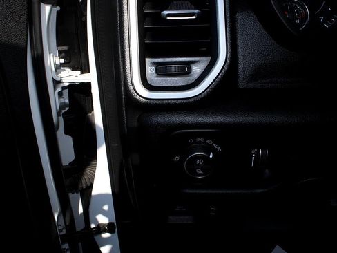 Used 2023 RAM 1500 Big Horn image 19