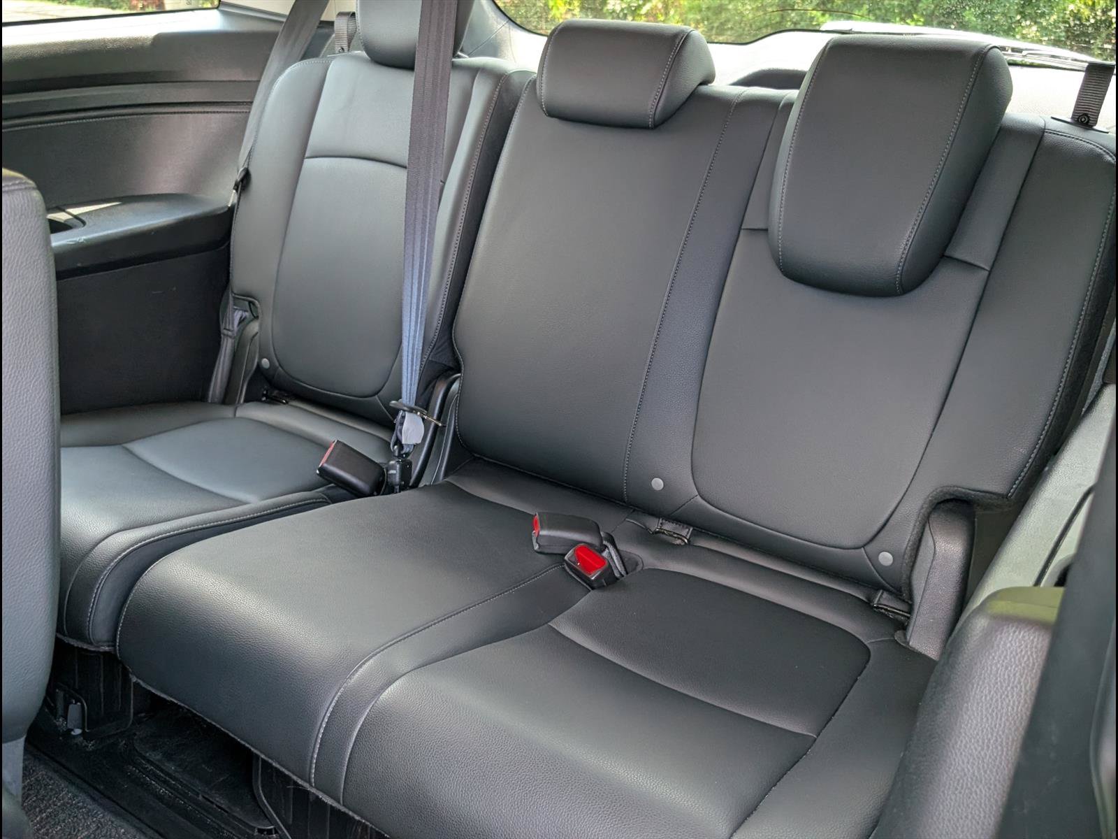 Certified 2025 Honda Odyssey EX-L image 17