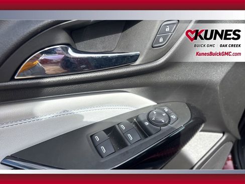 Used 2024 Chevrolet Trax LT w/ Driver Confidence Package image 9