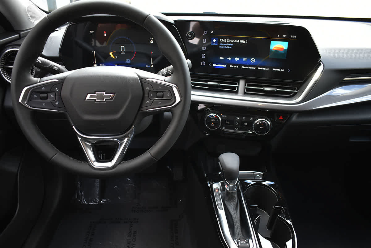 New 2026 Chevrolet Trax ACTIV w/ Driver Confidence Package FWD image 13