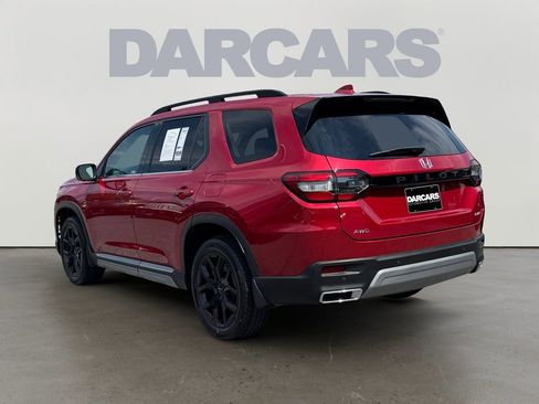 Used 2025 Honda Pilot Elite image 5