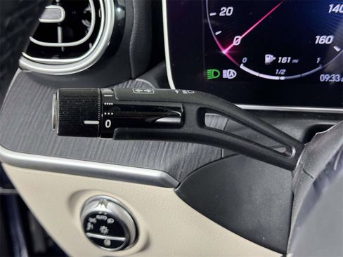 Used 2024 Mercedes-Benz C 300 4MATIC Sedan image 21