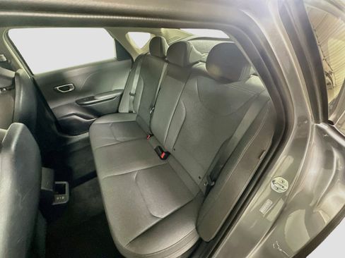 Used 2025 Kia K4 FWD image 26