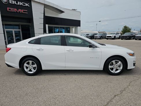 Used 2022 Chevrolet Malibu LS FWD image 8