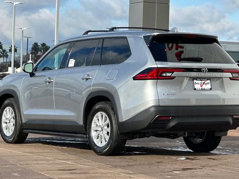 New 2026 Toyota Grand Highlander XLE image 6