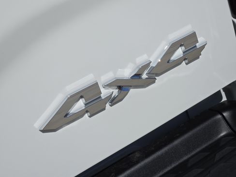 New 2025 RAM 2500 Tradesman w/ Chrome Appearance Group image 8