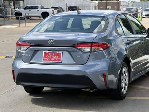 Used 2024 Toyota Corolla LE FWD image 7