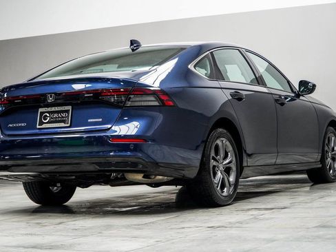 Used 2023 Honda Accord EX-L image 14