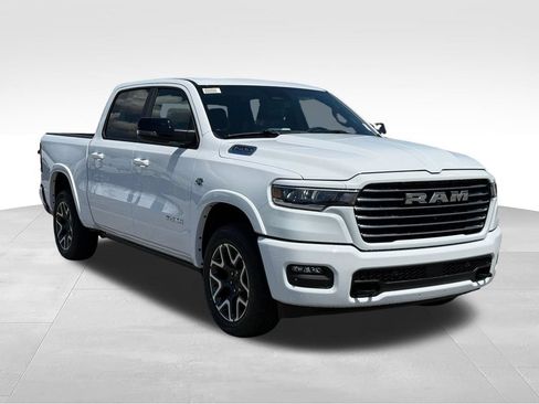 New 2026 RAM 1500 Laramie AWD/4WD image 8