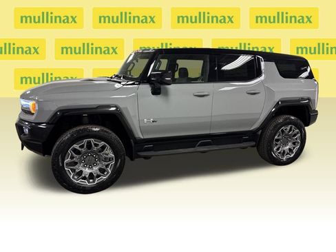 New 2026 GMC Hummer EV SUV image 8