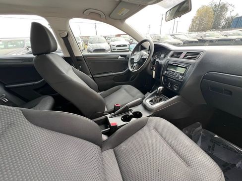 Used 2013 Volkswagen Jetta Sedan FWD image 14