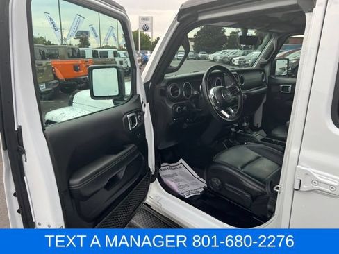Used 2023 Jeep Wrangler Unlimited Sahara w/ Cold Weather Group AWD/4WD image 16
