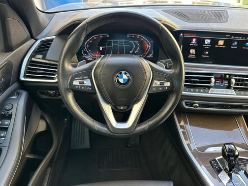 Used 2022 BMW X5 xDrive40i w/ Premium Package AWD/4WD image 13