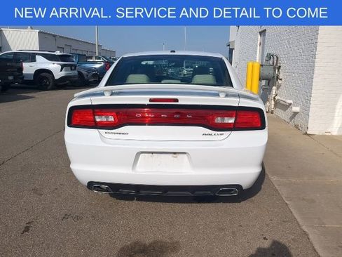 Used 2011 Dodge Charger Rallye RWD image 6