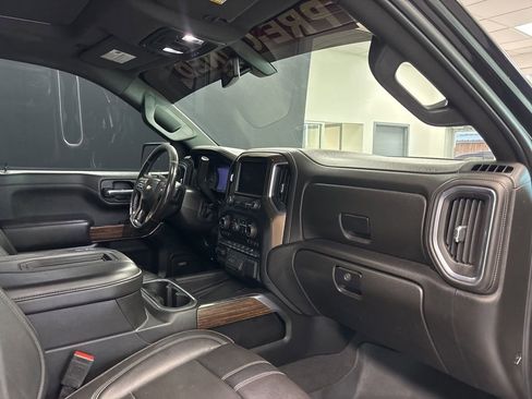 Used 2022 Chevrolet Silverado 1500 High Country AWD/4WD image 10