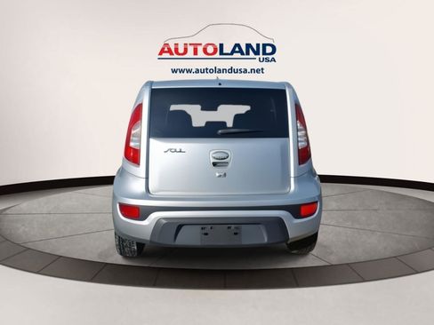 Used 2013 Kia Soul + w/ Audio Pkg image 6