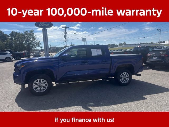 Used 2025 Toyota Tacoma SR5 AWD/4WD image 2
