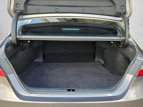 Used 2024 Toyota Camry SE FWD image 18