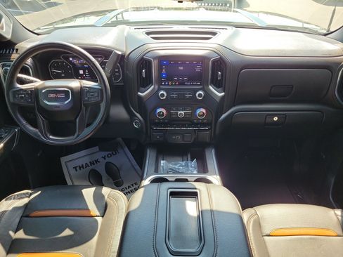 Used 2022 GMC Sierra 2500 AT4 w/ AT4 Premium Plus Package AWD/4WD image 8