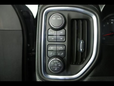 Used 2021 Chevrolet Silverado 1500 LT Trail Boss w/ LT Trail Boss Premium Package image 15