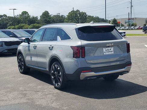 New 2026 Kia Sorento EX FWD image 3