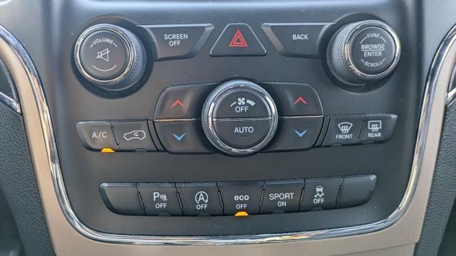 Used 2017 Jeep Grand Cherokee Limited AWD/4WD image 10