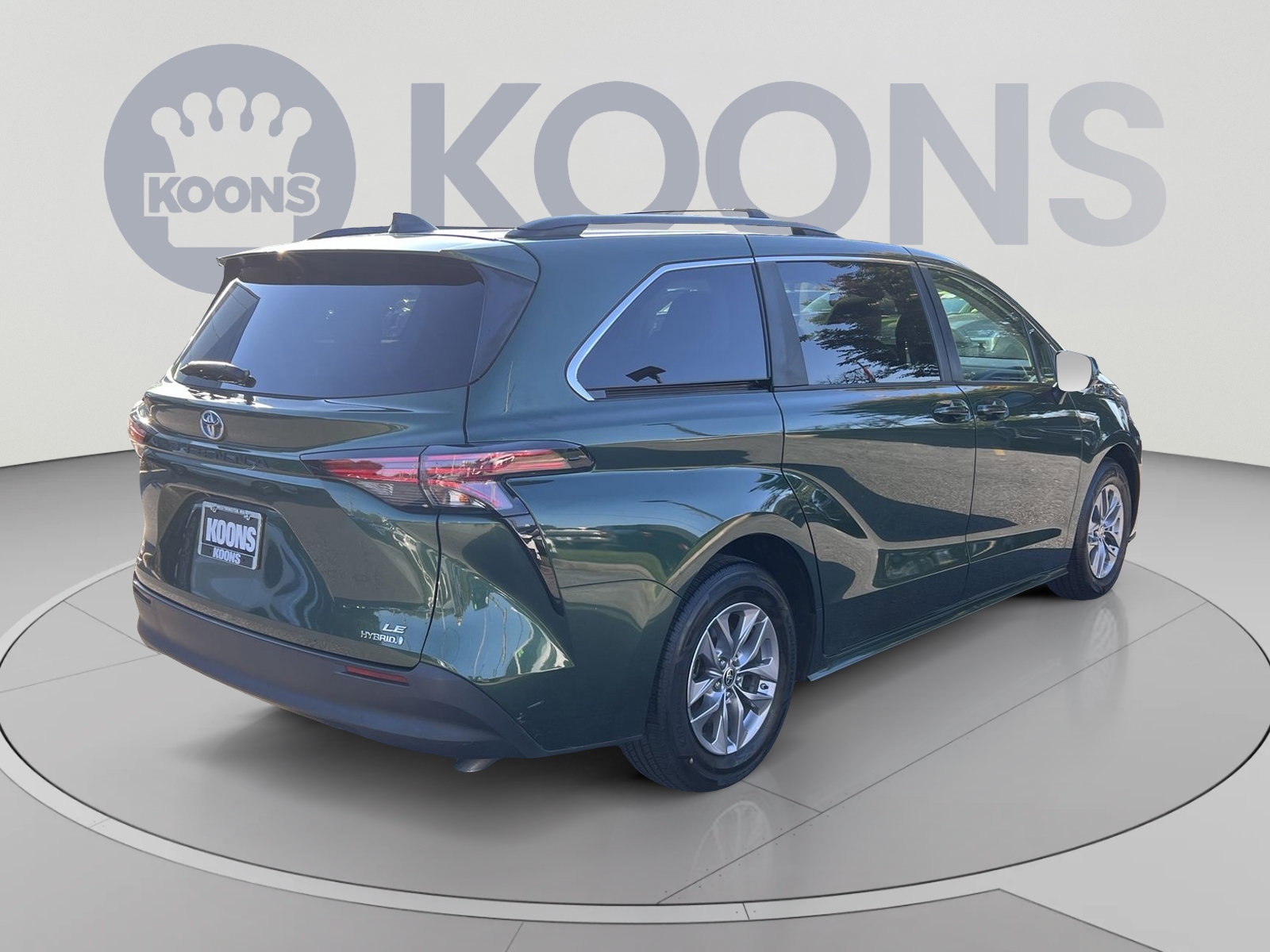 Used 2022 Toyota Sienna LE w/ LE Plus Package AWD/4WD image 7