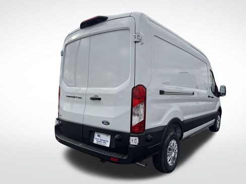 New 2026 Ford Transit 250 148 Medium Roof image 4