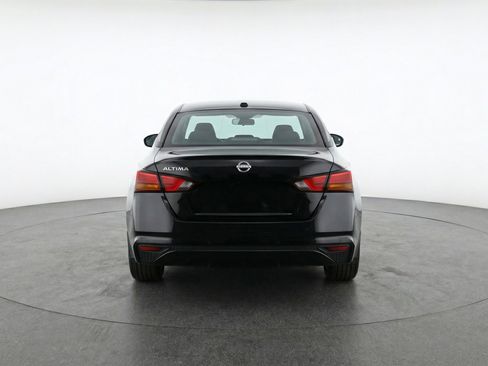 Used 2025 Nissan Altima 2.5 SV FWD image 7