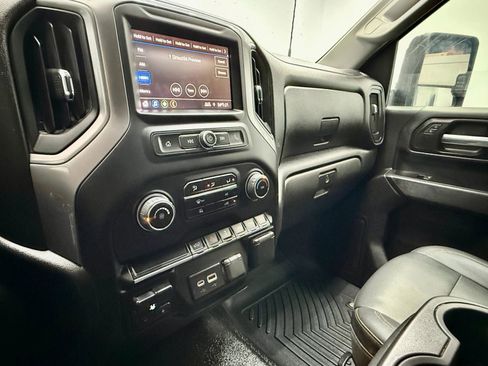 Used 2022 Chevrolet Silverado 2500 W/T w/ WT Fleet Convenience Package image 13