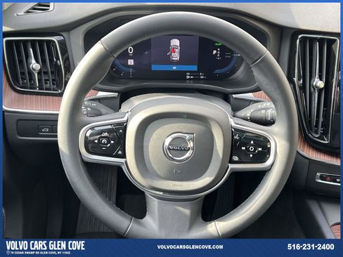 Certified 2023 Volvo XC60 T8 Plus w/ Protection Package Premier image 13