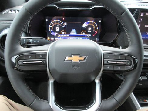 New 2026 Chevrolet Colorado LT w/ LT Convenience Package AWD/4WD image 23