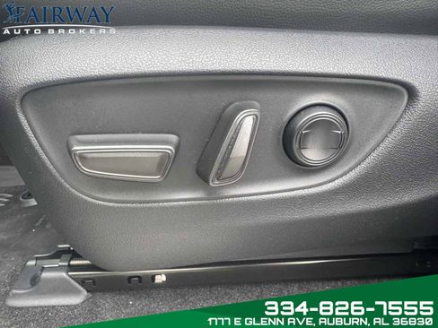 Used 2025 Toyota Land Cruiser image 15