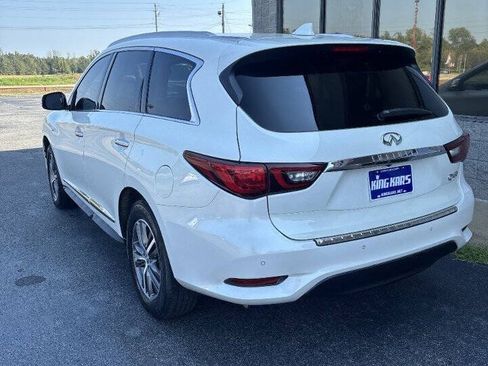 Used 2020 INFINITI QX60 Luxe w/ Essential Package FWD image 4