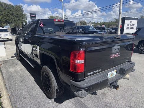 Used 2019 GMC Sierra 2500 Denali w/ Duramax Plus Package image 9