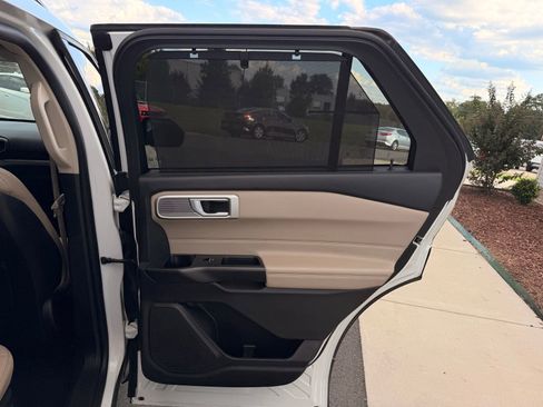 Used 2020 Ford Explorer Limited image 27