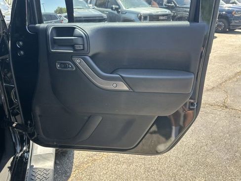 Used 2012 Jeep Wrangler Unlimited Sport AWD/4WD image 17