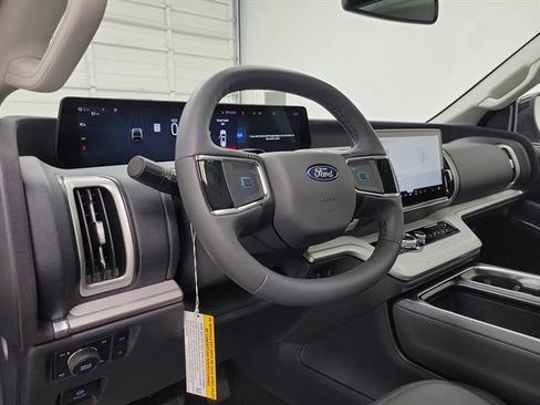 New 2026 Ford Expedition Max Active AWD/4WD image 26