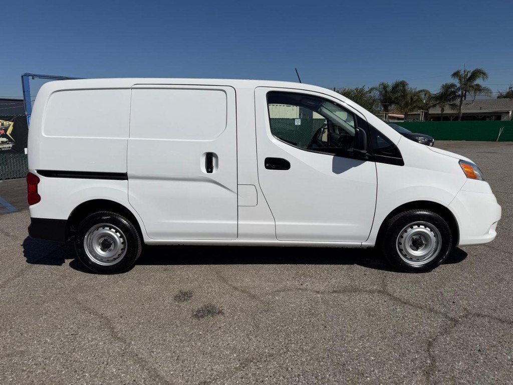 Used 2021 Nissan NV200 S FWD image 4