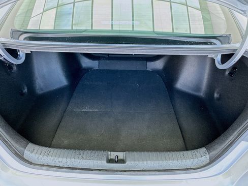 Used 2024 Honda Accord Touring image 18