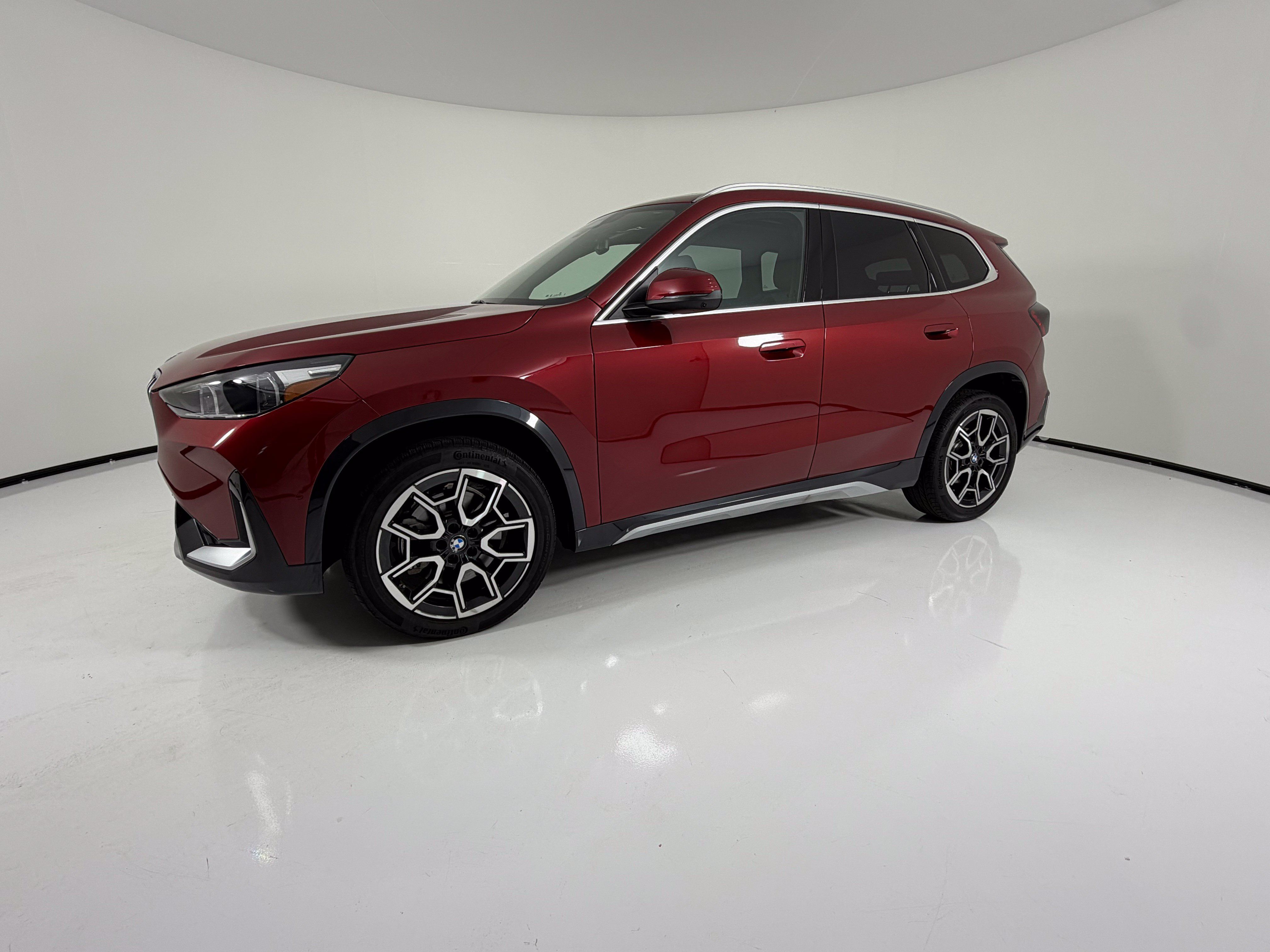 Used 2026 BMW X1 xDrive28i AWD/4WD image 5