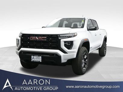 Used 2024 GMC Canyon Elevation w/ Convenience Package